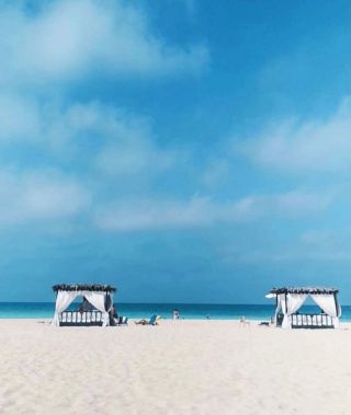 Find your happy place 
#flashbackfriday 

📸 @batoolaldaawi 
#almazabay #amazingalmaza #travcoproperties #shores #water #vacation #beach #swim #crystalclear #mediterranean #beachesoftheworld  #relax #egypt #sunset #views #love #peace #2023 #free #friday
